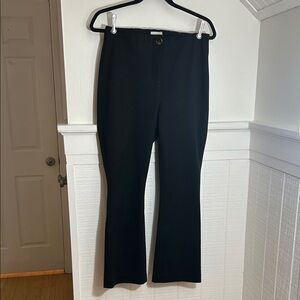 Tuckernuck Classic Black Trousers size Women’s Medium